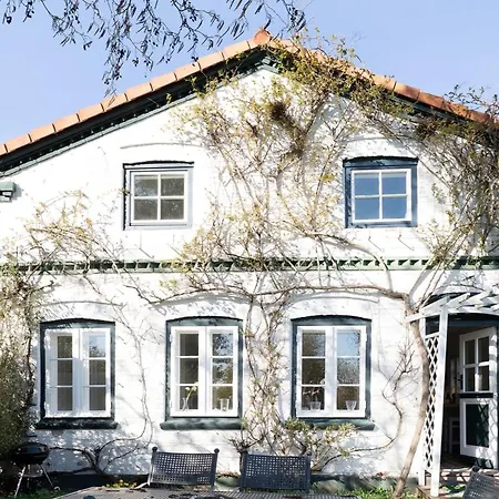 Weisses Haus 9123ii Apartamento Fehmarn